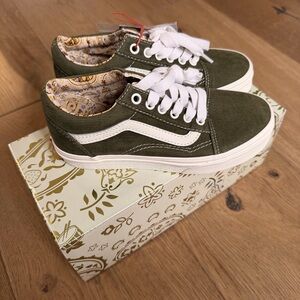 NEW Kids (13.5) Anderson Paak VANS Vanderson Old Skool Capers corduroy sneakers